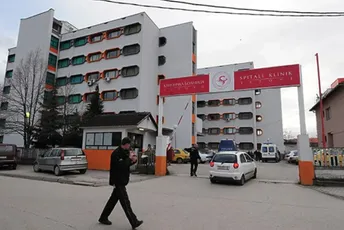 Pacijent u Tetovu zapalio sebi lice, uzeo cigaretu nakon skidanja maske za kiseonik Pacijent u Tetovu zapalio sebi lice, uzeo cigaretu nakon skidanja maske za kiseonik