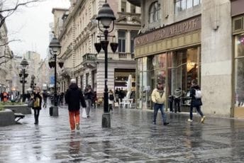 Beograd se spašava iz budžetske rezerve, a donira pare Nikšiću Beograd se spašava iz budžetske rezerve, a donira pare Nikšiću