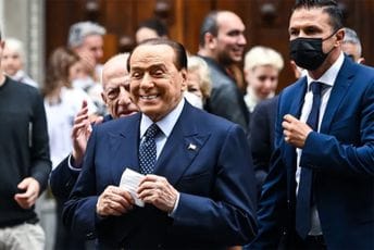 Neuništiv: Da li Berluskoni postaje predsjednik Italije?