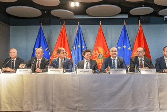 Memorandum kao sredstvo za rušenje Vlade vidi svaki deseti građanin CG Memorandum kao sredstvo za rušenje Vlade vidi svaki deseti građanin CG