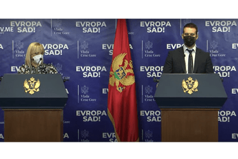 Uz potvrdu o vakcinisanju ili preležanom koronavirusu potreban i negativan PCR test Uz potvrdu o vakcinisanju ili preležanom koronavirusu potreban i negativan PCR test