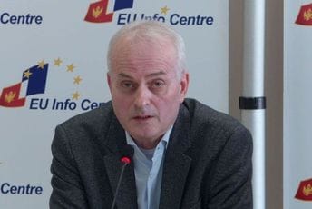 Vujović: Čini se sve da se novinari i mediji zastraše kako ne bi izvještavali o pitanjima od javnog interesa za ovu državu Vujović: Čini se sve da se novinari i mediji zastraše kako ne bi izvještavali o pitanjima od javnog interesa za ovu državu