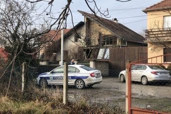 Sombor: Ubio suprugu i dvije ćerke, zapalio kuću, pa izvršio samoubistvo Sombor: Ubio suprugu i dvije ćerke, zapalio kuću, pa izvršio samoubistvo