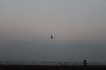 Više aviona otkazalo slijetanje na Aerodrom Podgorica zbog magle Više aviona otkazalo slijetanje na Aerodrom Podgorica zbog magle