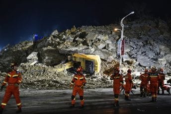 U klizištu na gradilištu u Kini poginulo 14 osoba U klizištu na gradilištu u Kini poginulo 14 osoba
