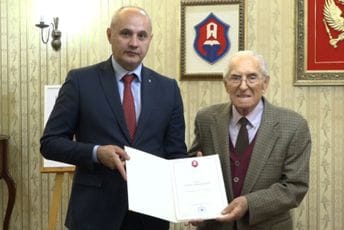 Kašćelan: Cetinje orijentir i svjetionik Crnogorcima što da ne oproste, nikada Kašćelan: Cetinje orijentir i svjetionik Crnogorcima što da ne oproste, nikada