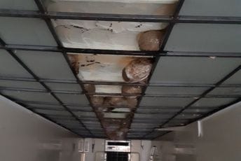 Na graničnom prelazu Vraćenovići: U hladnjači pronađeno 300 kilograma skanka Na graničnom prelazu Vraćenovići: U hladnjači pronađeno 300 kilograma skanka