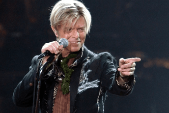 Pjesme Dejvida Bouvija prodate za 250 miliona dolara Pjesme Dejvida Bouvija prodate za 250 miliona dolara