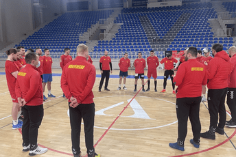 Roganović: Zbog korone aktiviramo plan B; Miloš Vujović: Ako budemo kompletni, ovo je ta šansa Roganović: Zbog korone aktiviramo plan B; Miloš Vujović: Ako budemo kompletni, ovo je ta šansa