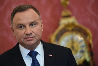 Duda: Da li je neko razgovarao sa Hitlerom kao sa Putinom