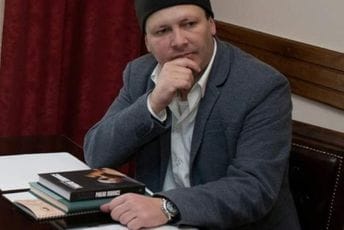 Mrvaljević: Šešelj i Happy nijesu dorasli Cetinju, prostački postupci i mizogini ispadi za duboki prezir Mrvaljević: Šešelj i Happy nijesu dorasli Cetinju, prostački postupci i mizogini ispadi za duboki prezir