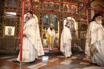 Božićna liturgija služena u pravoslavnoj crkvi u Zagrebu Božićna liturgija služena u pravoslavnoj crkvi u Zagrebu