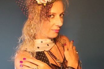 Tanja Bakić na naučnoj konferenciji posvećenoj djelu Vilijama Blejka Tanja Bakić na naučnoj konferenciji posvećenoj djelu Vilijama Blejka