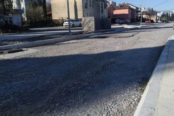 Božović: Kraj rekonstrukcije ulice na Zabjelu još se ne nazire, rok probijen za godinu