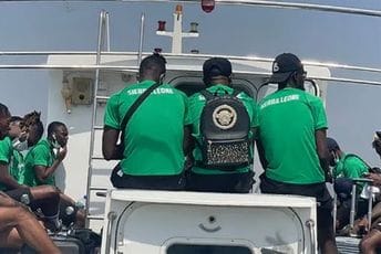 Nakon rata i izbacivanja, na turnir otišli brodom, a onda zaustavili prvaka kontinenta Nakon rata i izbacivanja, na turnir otišli brodom, a onda zaustavili prvaka kontinenta