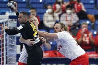 Naši poraženi od svjetskih prvaka, ali nijesu razočarali Naši poraženi od svjetskih prvaka, ali nijesu razočarali