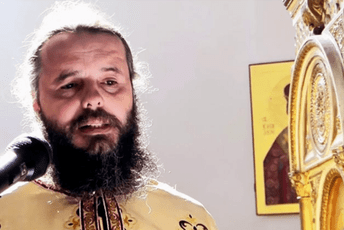 Privodili ga zbog kršenja mjera: Sveštenik SPC novi član UO Univerziteta Crne Gore Privodili ga zbog kršenja mjera: Sveštenik SPC novi član UO Univerziteta Crne Gore