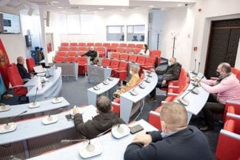 U Bijelom Polju nakon proslava registrovano više od 600 novozaraženih U Bijelom Polju nakon proslava registrovano više od 600 novozaraženih