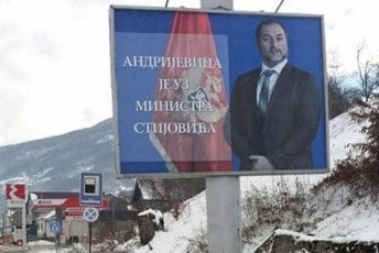 U Andrijevici sa bilborda pružaju podršku Stijoviću U Andrijevici sa bilborda pružaju podršku Stijoviću
