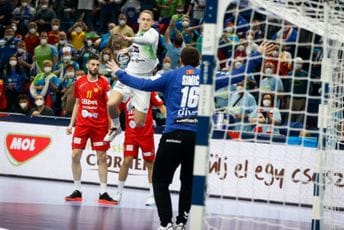 U subotu žrijeb za SP, Crna Gora u drugom šeširu, Slovenija i Holandija dobili vajld-kard U subotu žrijeb za SP, Crna Gora u drugom šeširu, Slovenija i Holandija dobili vajld-kard