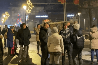 “Pljevljaci brane izbornu volju”: Okupljanje zbog predloga o manjinskoj vladi “Pljevljaci brane izbornu volju”: Okupljanje zbog predloga o manjinskoj vladi