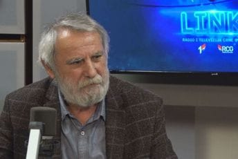 Mićović u vinu ne vidi istinu, već rat Mićović u vinu ne vidi istinu, već rat