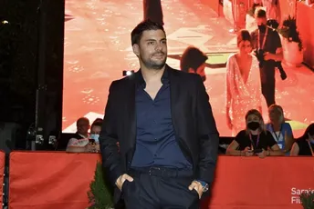 Marić će glumiti Lauševića u seriji nastaloj po knjizi "Godina prođe, dan nikad" Marić će glumiti Lauševića u seriji nastaloj po knjizi "Godina prođe, dan nikad"