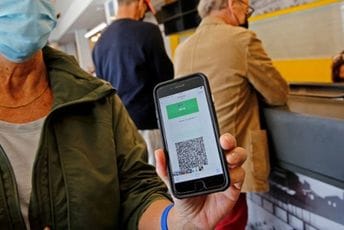 UP: Krivične prijave protiv 15 osoba zbog falsifikovanja kovid potvrda, među njima i dva medicinska radnika UP: Krivične prijave protiv 15 osoba zbog falsifikovanja kovid potvrda, među njima i dva medicinska radnika