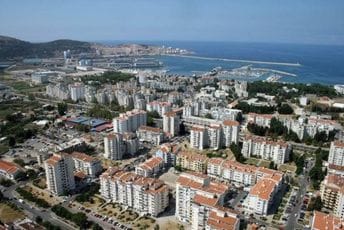 Bar: Zaposlene u banci osumnjičene da su oštetile klijenta za 15.000 eura