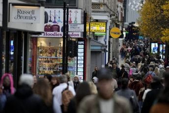 Ukidaju kovid propusnice, rad od kuće i obavezu nošenja maski Ukidaju kovid propusnice, rad od kuće i obavezu nošenja maski
