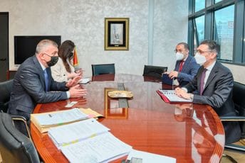 Bojanić sa ambasadorom Kraljevine Maroko: Politički odnosi osnov za jačanje privredne i ekonomske saradnje Bojanić sa ambasadorom Kraljevine Maroko: Politički odnosi osnov za jačanje privredne i ekonomske saradnje