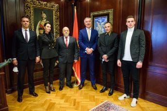 Đukanović: "Putevima bokeljskih Hrvata" primjer odlične saradnje dvije države Đukanović: "Putevima bokeljskih Hrvata" primjer odlične saradnje dvije države