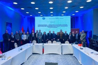 Crnogorsko-hrvatski kulturni dodiri: Nacionalne manjine kao most saradnje i povezivanja Crnogorsko-hrvatski kulturni dodiri: Nacionalne manjine kao most saradnje i povezivanja