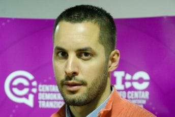 Čije su “naše” televizije? Čije su “naše” televizije?