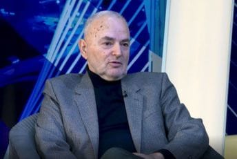 Vujačić o Vitu Nikoliću: Život boema obilježen tragedijama rata Vujačić o Vitu Nikoliću: Život boema obilježen tragedijama rata