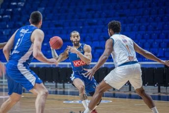 'Plavi' poraženi u Valensiji, dileme razriješene već u prvoj polovini susreta 'Plavi' poraženi u Valensiji, dileme razriješene već u prvoj polovini susreta