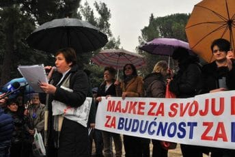 Zahtjev za naknade podnijelo 14.575 majki Zahtjev za naknade podnijelo 14.575 majki