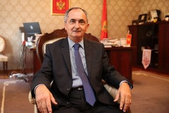 Skupština urušila sopstveni legitimitet Skupština urušila sopstveni legitimitet