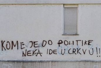"Kome je do politike neka ide u crkvu": Vujović poručuje da SPC pravi dodatni socijalni razdor "Kome je do politike neka ide u crkvu": Vujović poručuje da SPC pravi dodatni socijalni razdor