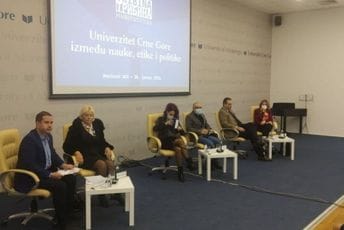 Bošnjak: Klimanje glavom po službenoj dužnosti Bošnjak: Klimanje glavom po službenoj dužnosti