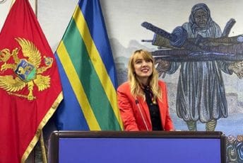 Vesna Drašković nova predsjednica Alijanse žena DPS-a u Baru Vesna Drašković nova predsjednica Alijanse žena DPS-a u Baru