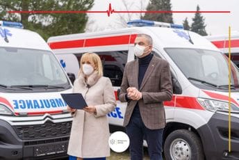 Zavod za hitnu medicinsku pomoć dobio 12 savremenih sanitetskih vozila Zavod za hitnu medicinsku pomoć dobio 12 savremenih sanitetskih vozila