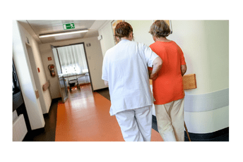 SAD: Medicinske sestre optužene za lažiranje kartona o vakcinaciji, zaradile milion i po dolara Ilustracija