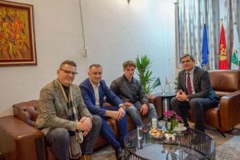 Alena Emšiju primili i u Bošnjačkoj stranci Alena Emšiju primili i u Bošnjačkoj stranci