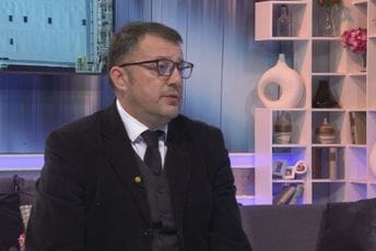 Perunović: Moguće izvođenje još četiri bušotine u CG podmorju Perunović: Moguće izvođenje još četiri bušotine u CG podmorju