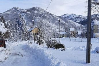 Snijeg ostavio Grahovo bez struje Snijeg ostavio Grahovo bez struje