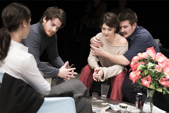 Februar u Zetskom domu: Programi i druga faza proba za “Predsjednice” Scena iz predstave "Bog masakra"