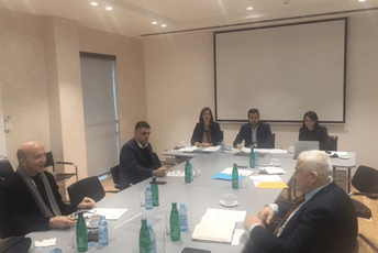 Vlada čeka izmjene zakona da bi ograničila rast cijene goriva Vlada čeka izmjene zakona da bi ograničila rast cijene goriva