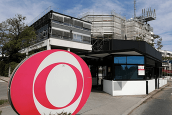 Novi šef austrijskog javnog servisa ukida platu nevakcinisanima Novi šef austrijskog javnog servisa ukida platu nevakcinisanima