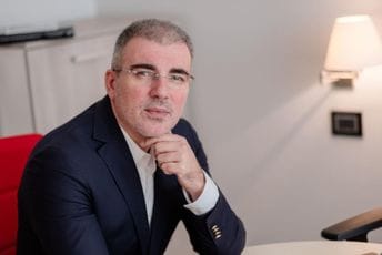 Vukčević: Novi politički lideri u CG iznuđeno rješenje, igra na emociju dio populističkog repertoara Vukčević: Novi politički lideri u CG iznuđeno rješenje, igra na emociju dio populističkog repertoara